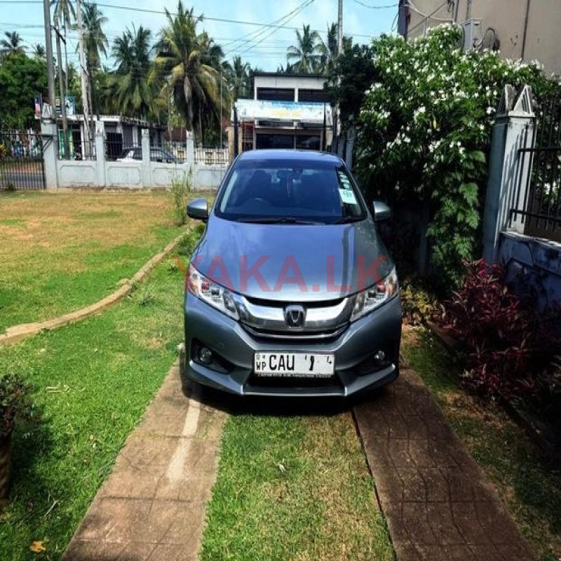 Honda Grace 2016