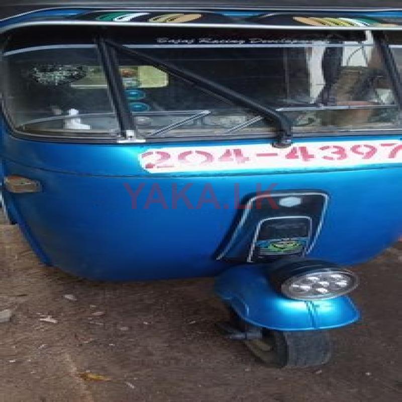 Bajaj RE 1998