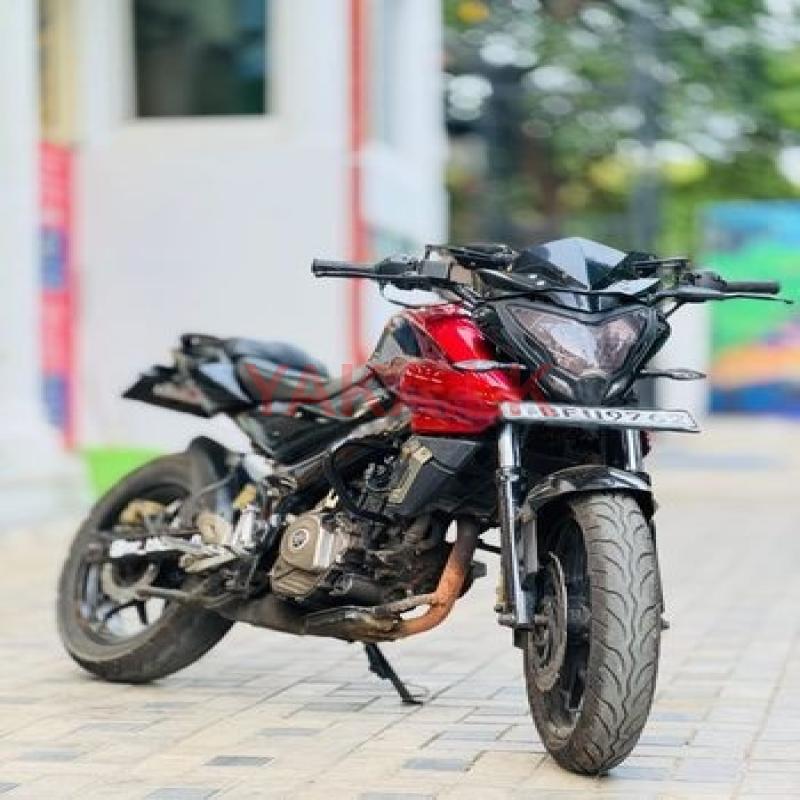 Bajaj Pulsar NS200 2016