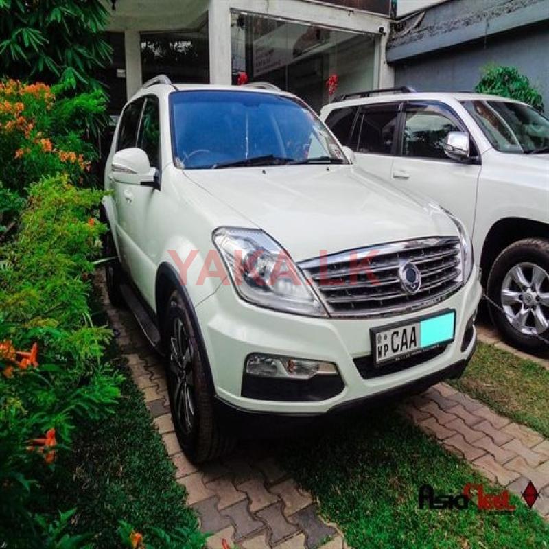 Rent a Car - Micro Rexton 2015/16
