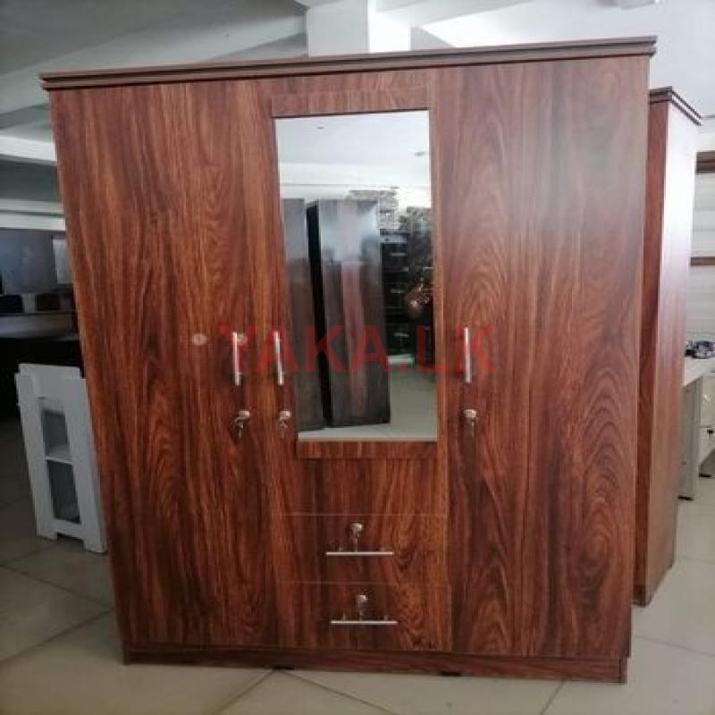 Melamine 3 Door Cupboard 6 X 4 Ft Wardrobe large