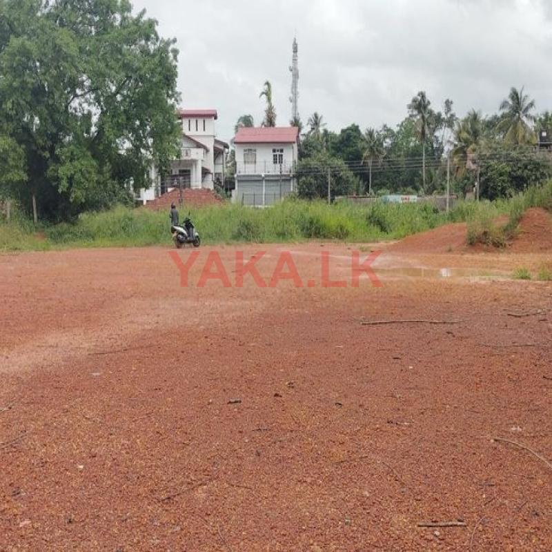 Valuable Land for Sale Facing the Main Road in Gampaha, Negombo
