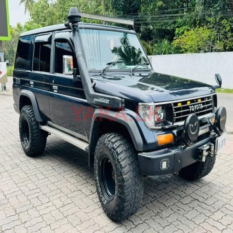 Toyota Land Cruiser Prado Box LJ79 1990