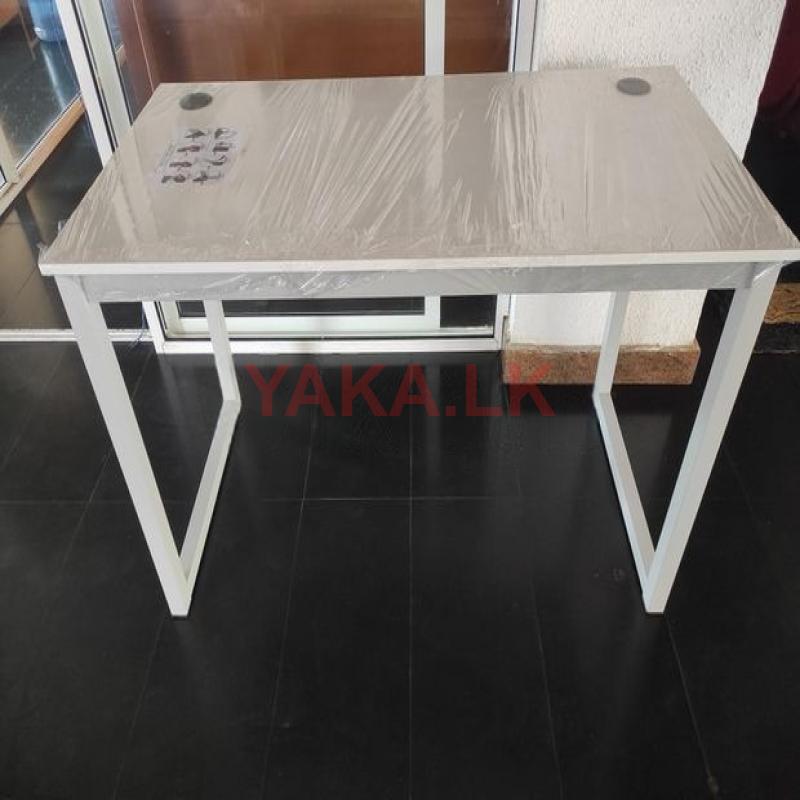 New 4x2 Computer Table Finishing (E5)