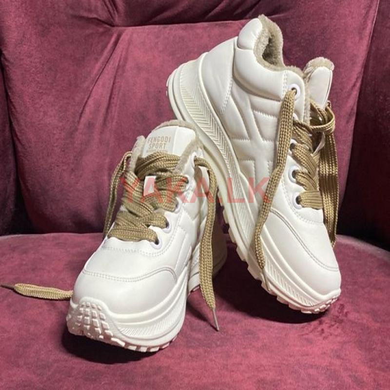 Women Casual Sneaker