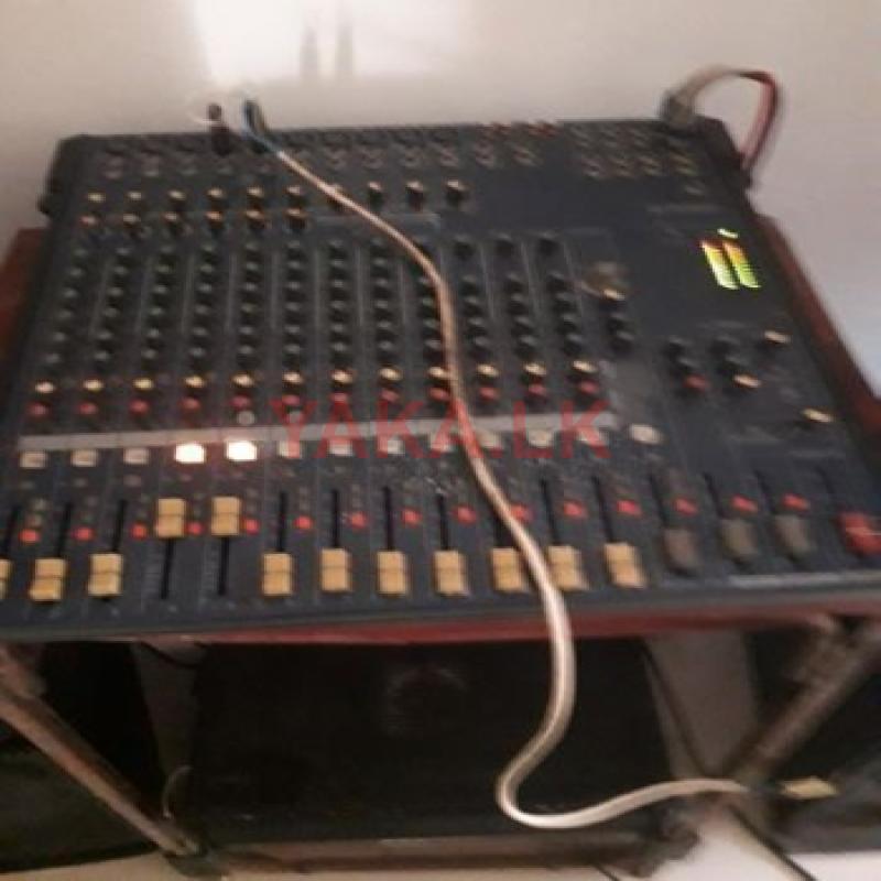 Yamaha Mixer