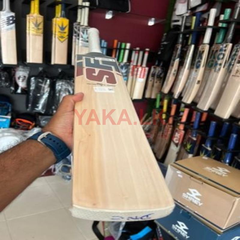 English Willow Cricket Bat