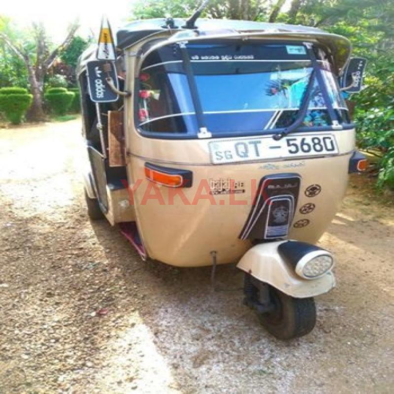 Bajaj RE 2009