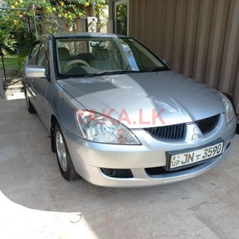 RENT A CAR MITSUBISHI LANCER