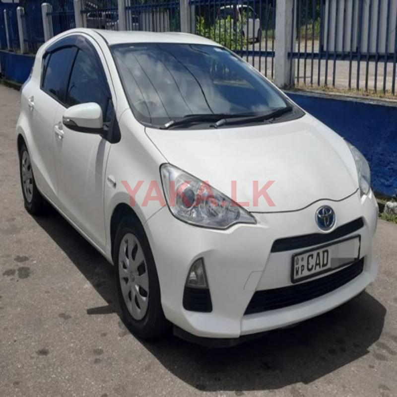 Toyota Aqua S Grade 2014