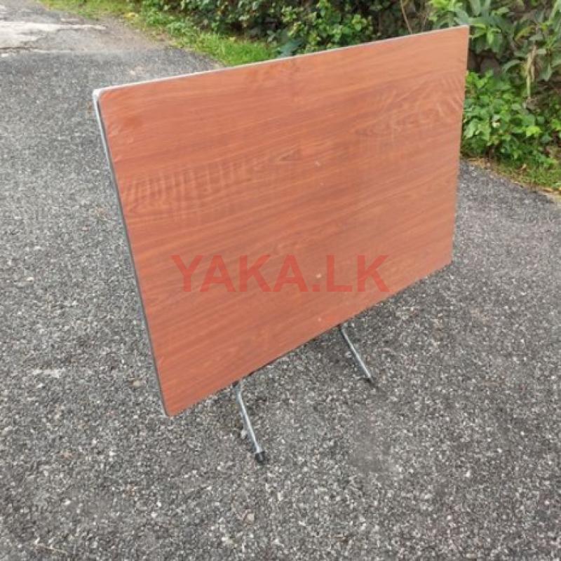 Folding Table 3x2ft