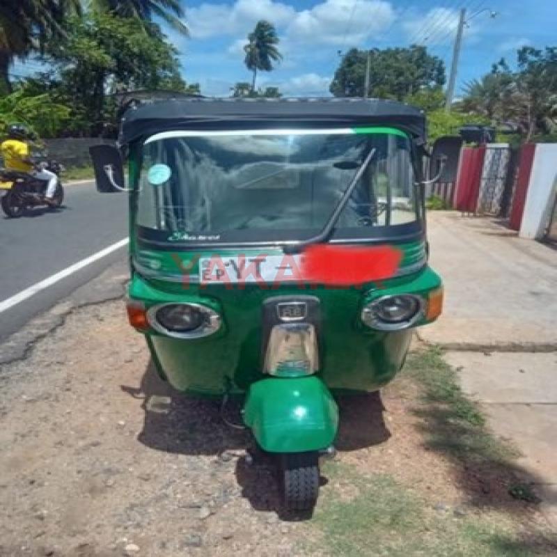 Bajaj RE 2014