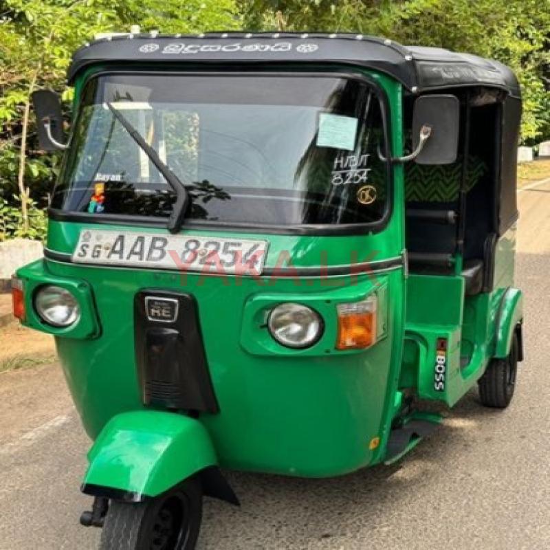Bajaj RE 2012