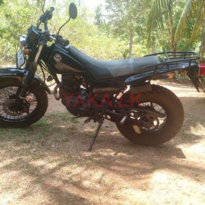 Yamaha TW 2006