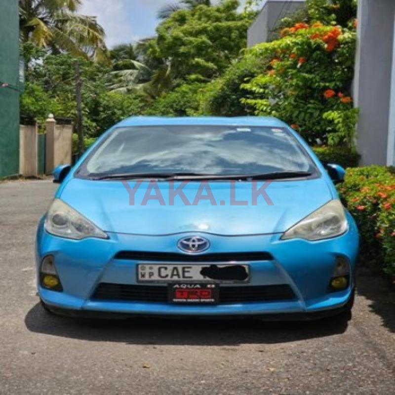 Toyota Aqua Hybrid Car for Rent