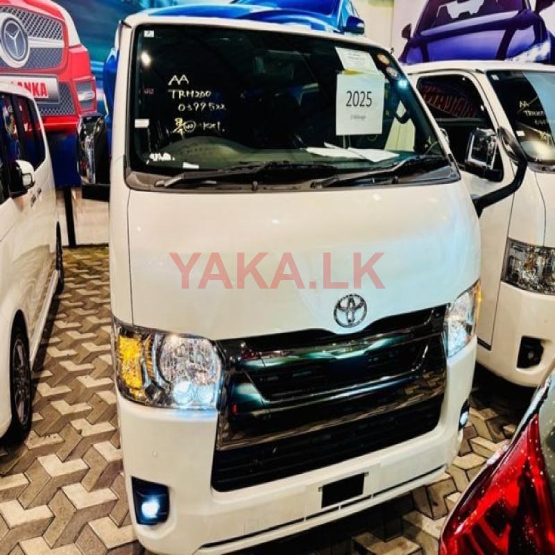 Toyota Hiace TRH200 GL Dark Prime 2025
