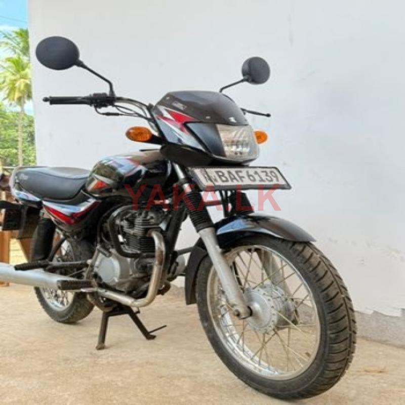 Bajaj CT100 2013