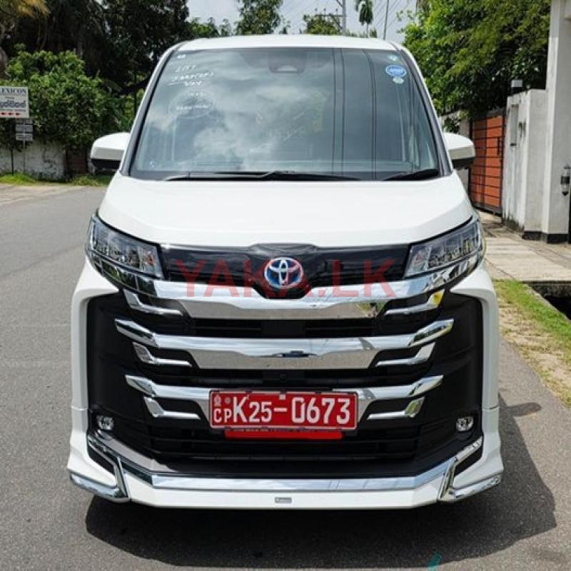 Toyota Voxy NOAH SZ HYBRID 2024