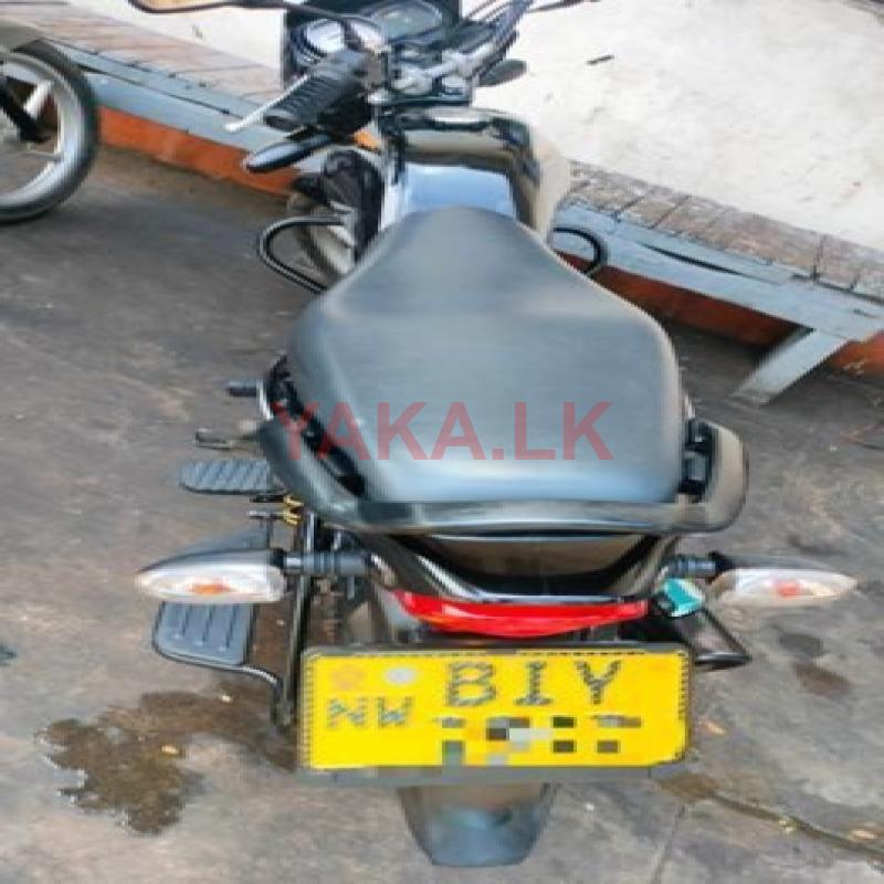 Bajaj Platina 100 2021