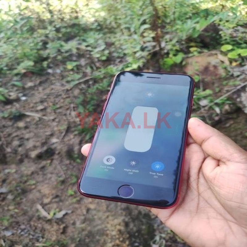 Apple iPhone SE 2 (Used)