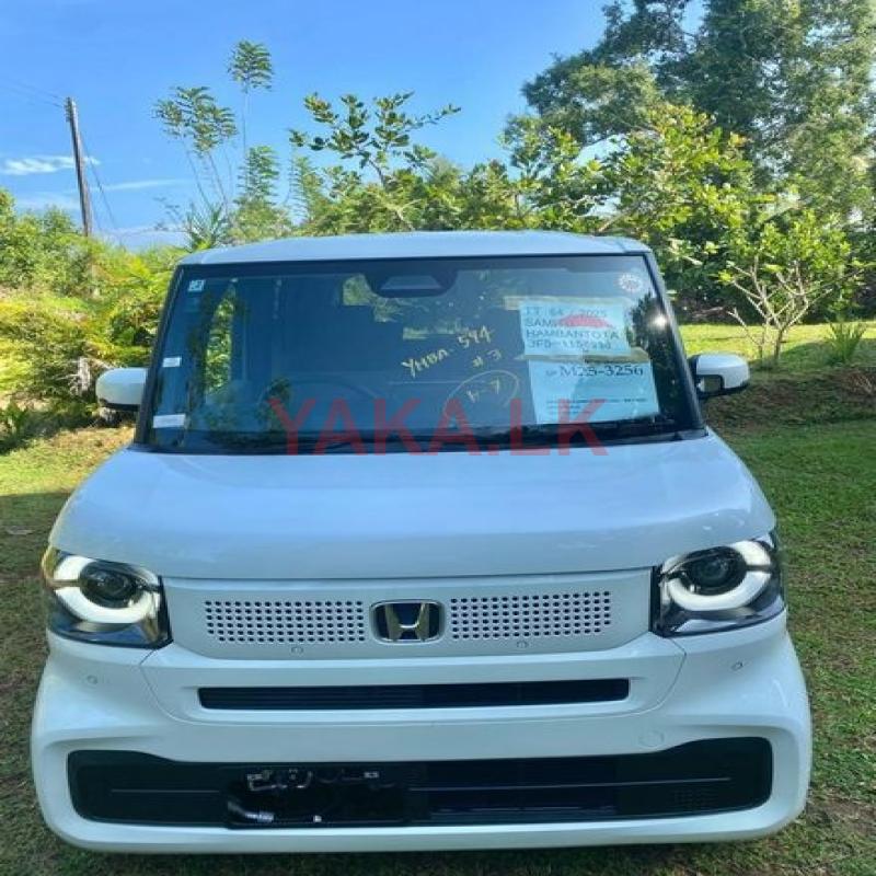 Honda N-Box Highest Grade 2025