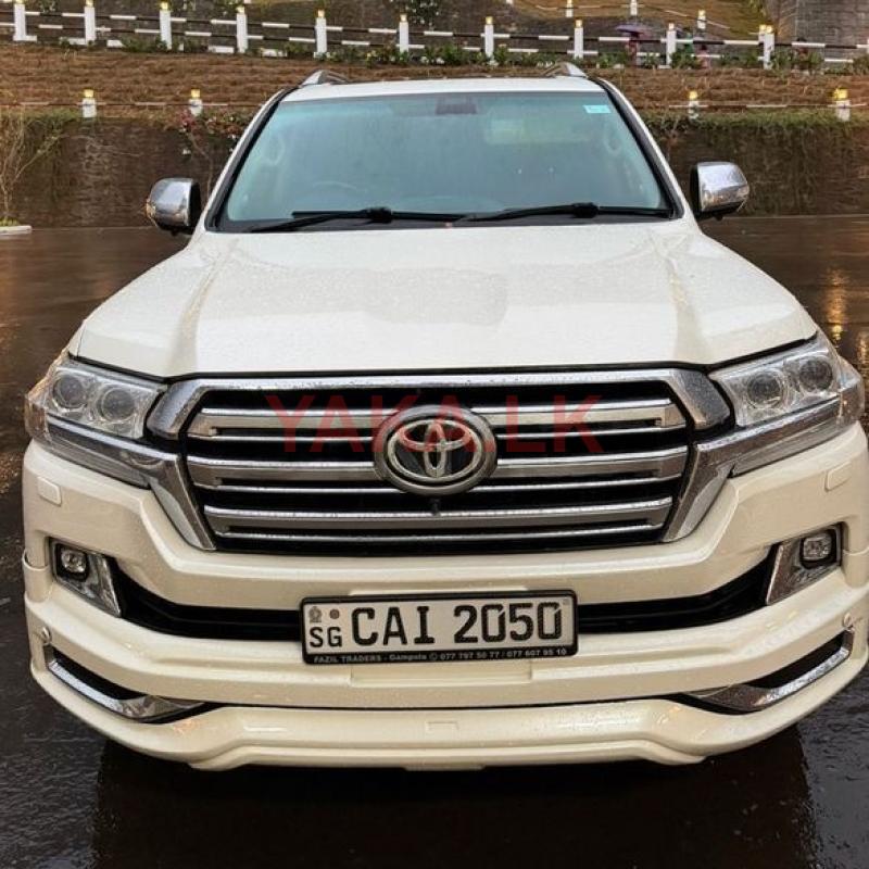 Toyota Land Cruiser Sahara V8 2014