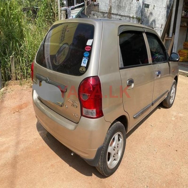 Suzuki Alto K10 2011