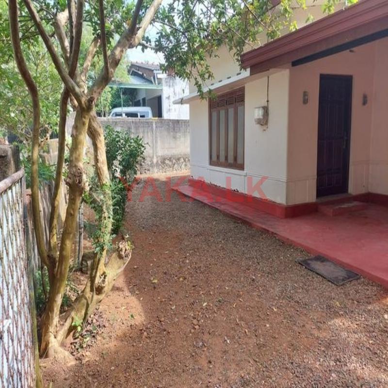 House with 12.5 Perches Land for Sale Near Panadura Hospital