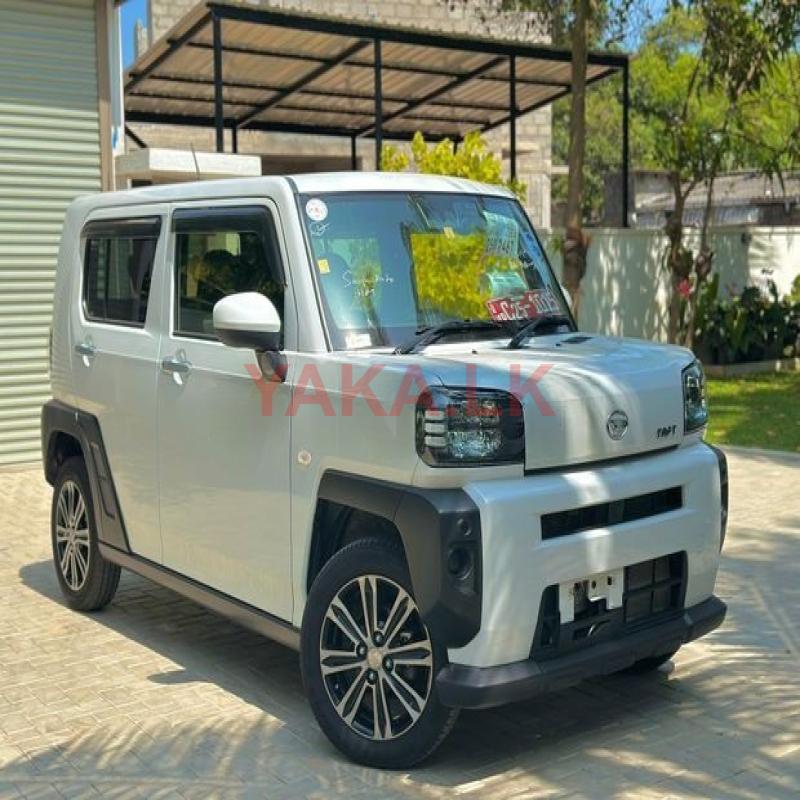 Daihatsu Taft Moon Roof Fully Load 2023