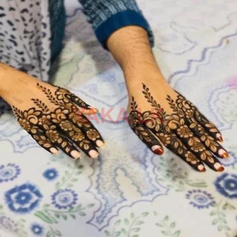 Henna Service