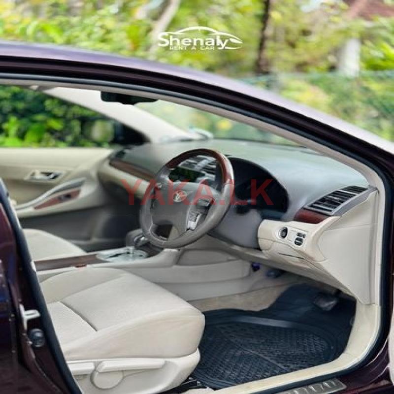 Rent A Car - Toyota Premio