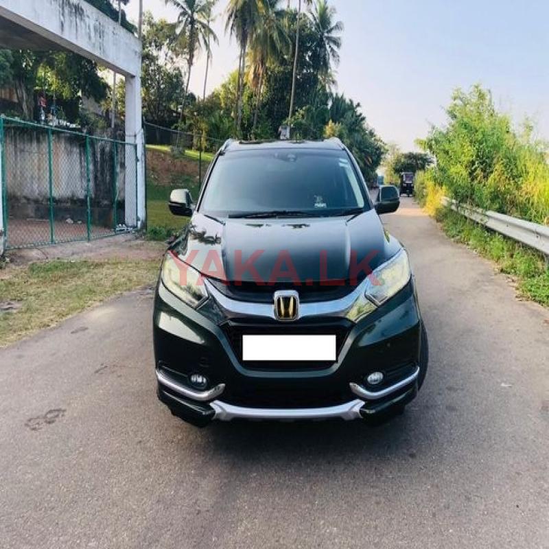 Honda Vezel - For Rent