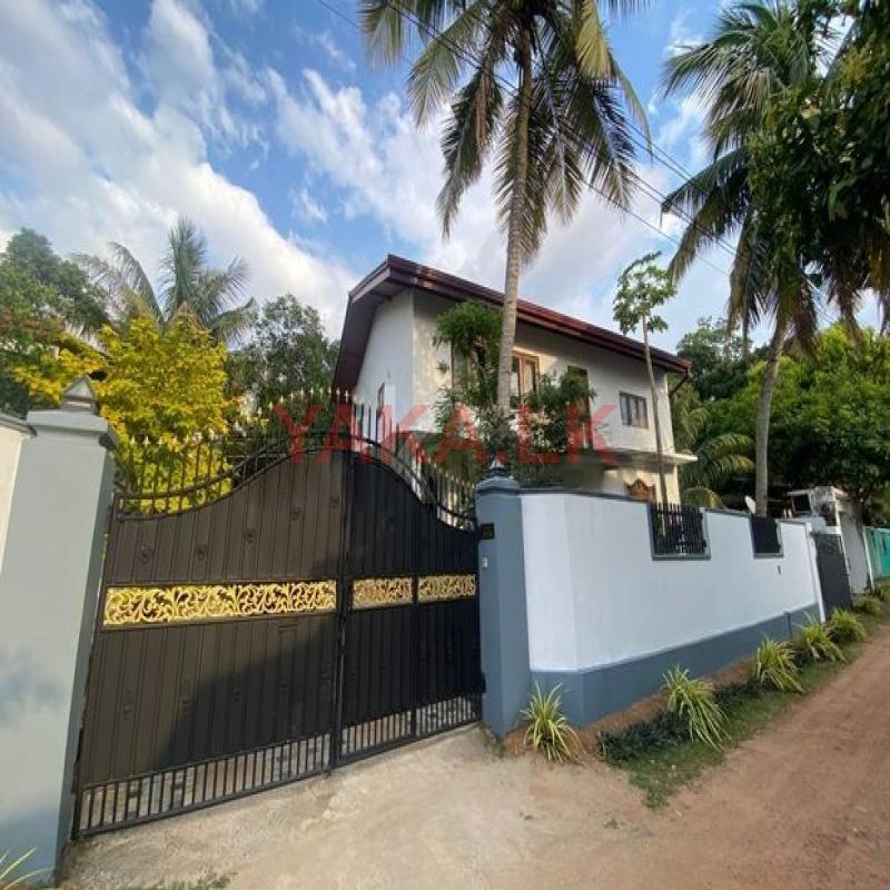 Two-Storey House for Sale in Ragama – Dambuwa
