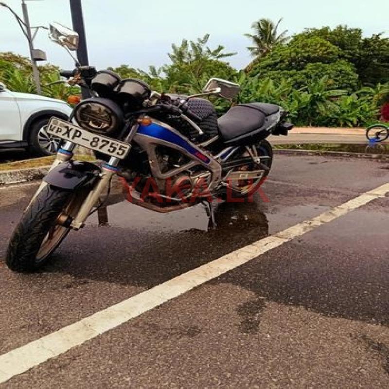 Honda Spada 250 2010