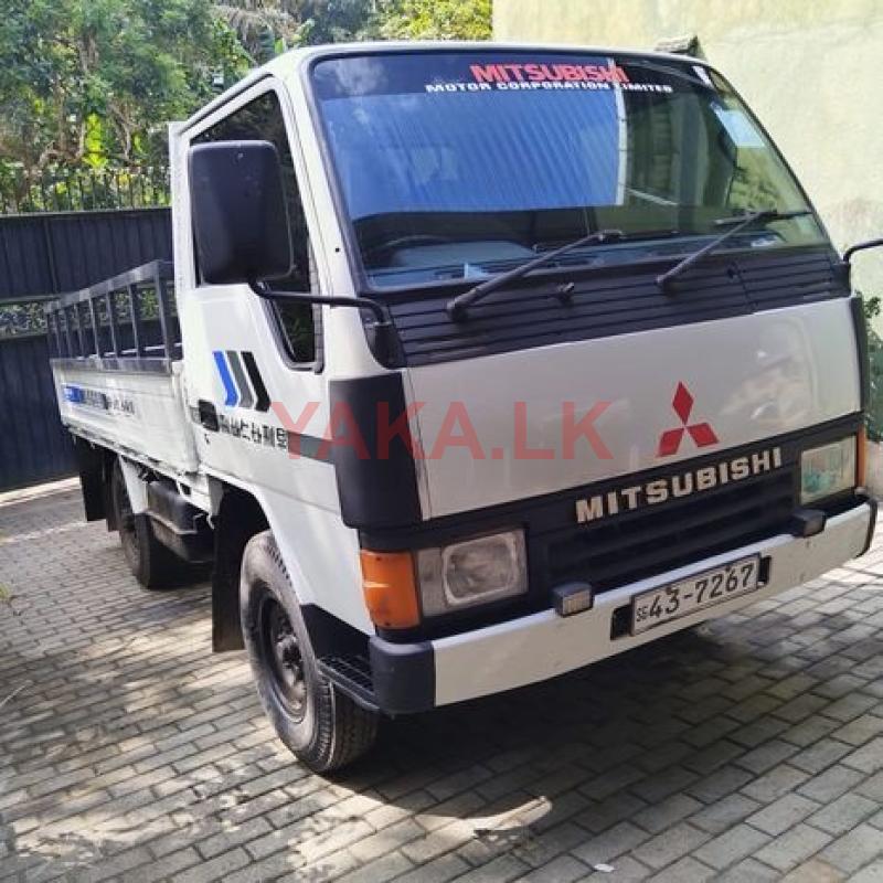 Mitsubishi Canter 1988