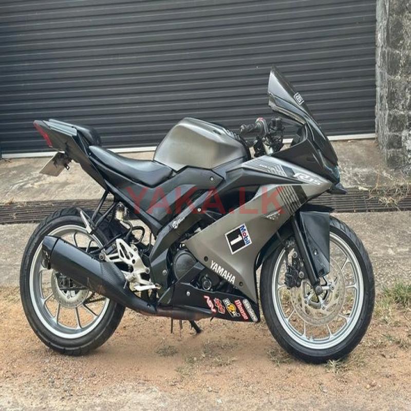 Yamaha R15 2019