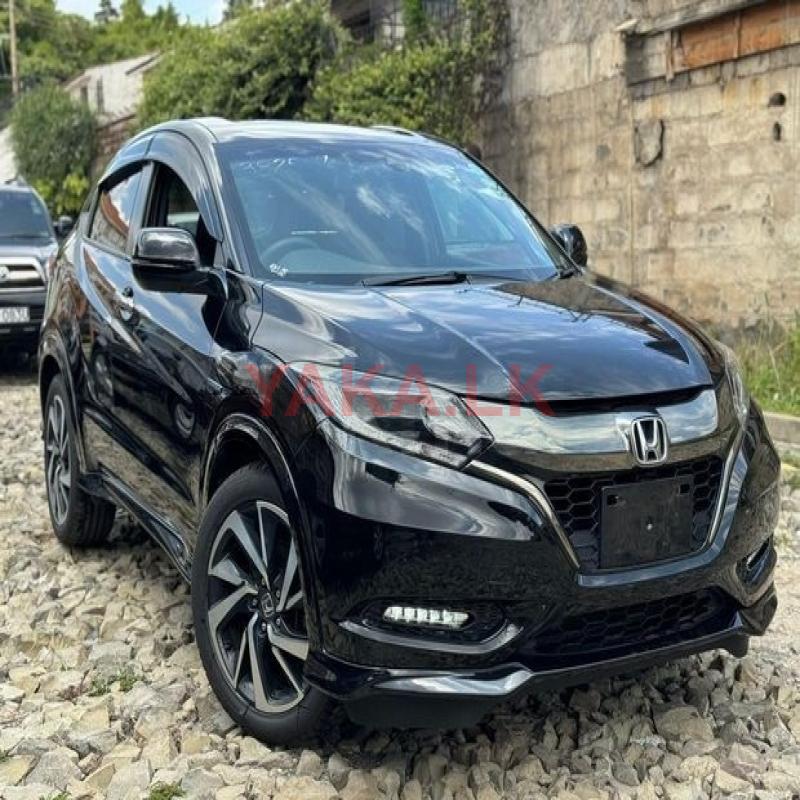 Honda Vezel for Rent