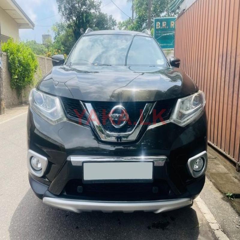 Rent a Jeep - Nissan X Trail