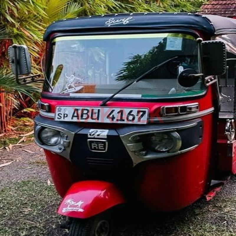 Bajaj RE 2021