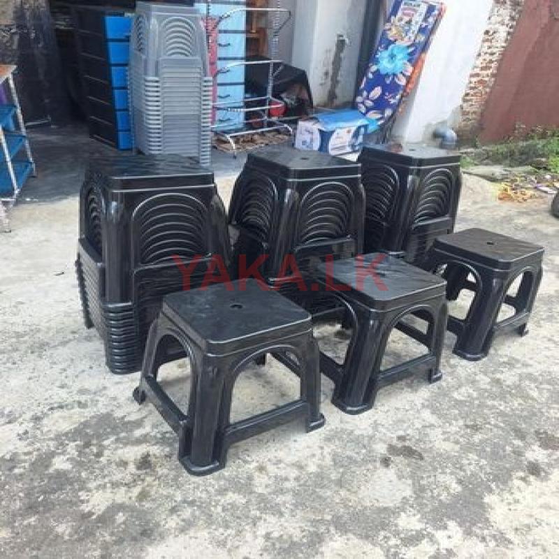 Plastic black stools