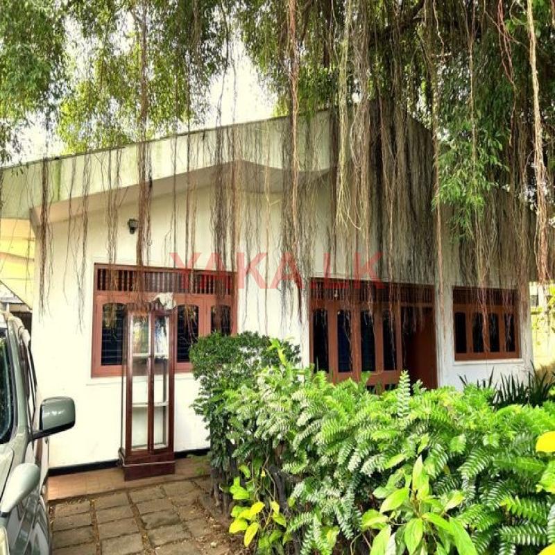 House in Weligama Town - Booming Southern Tourism Market Matara