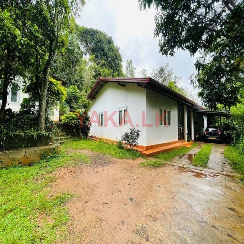 House with land for sale in welimada