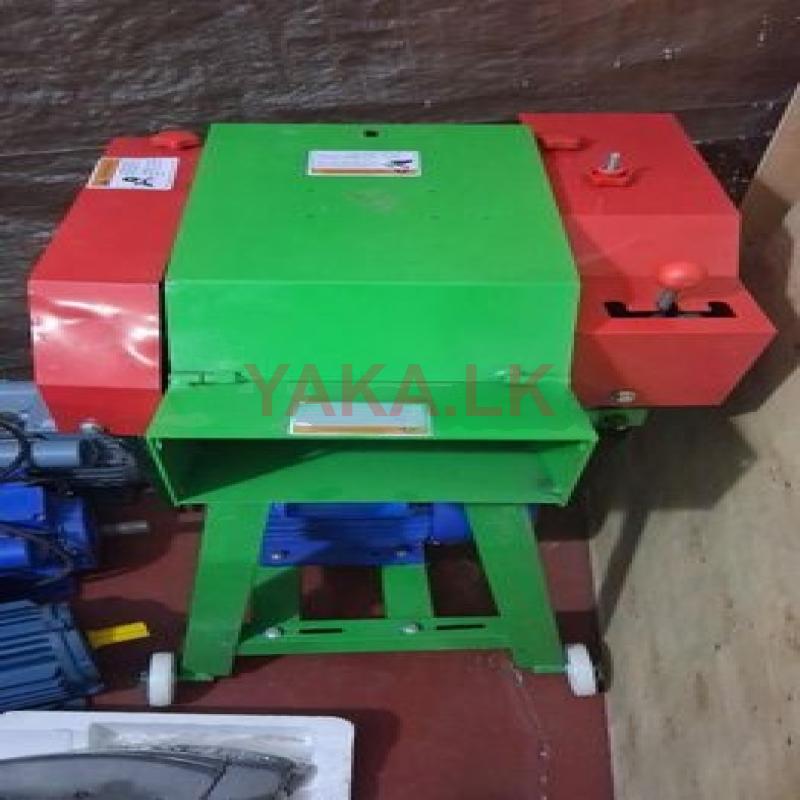 තණකොළ කැබලි කිරීමේ යන්ත්‍රය කිරි ගවයින් සඳහා - Chaff cutter with motor