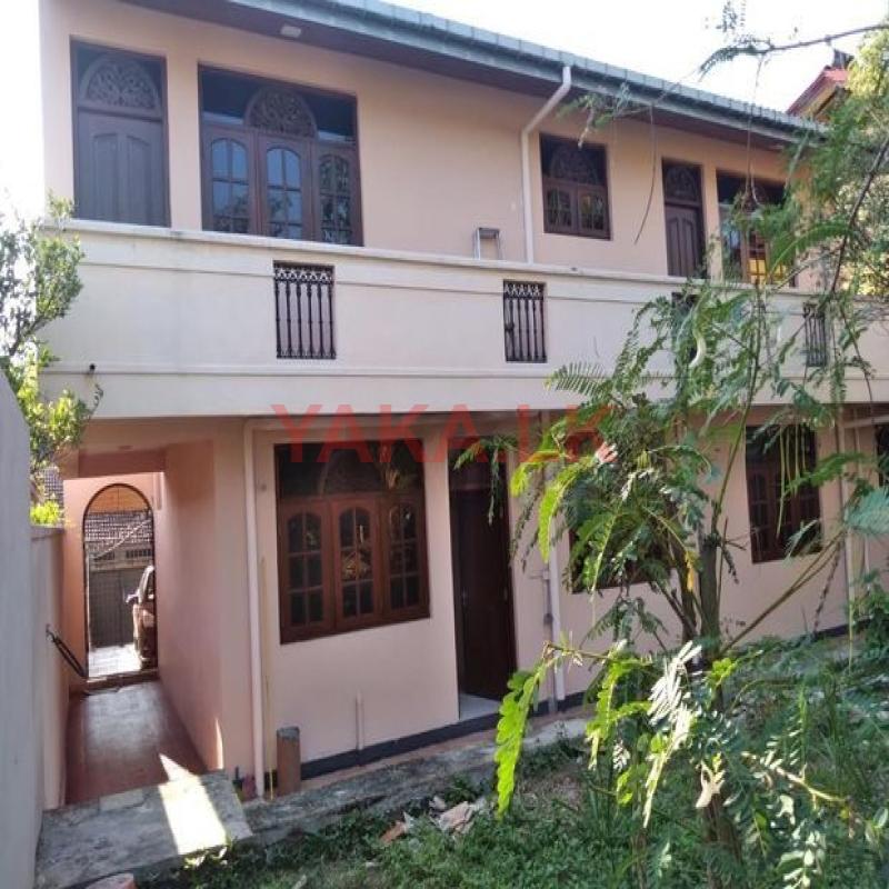 6BR House for Sale in Malabe (PHB496)