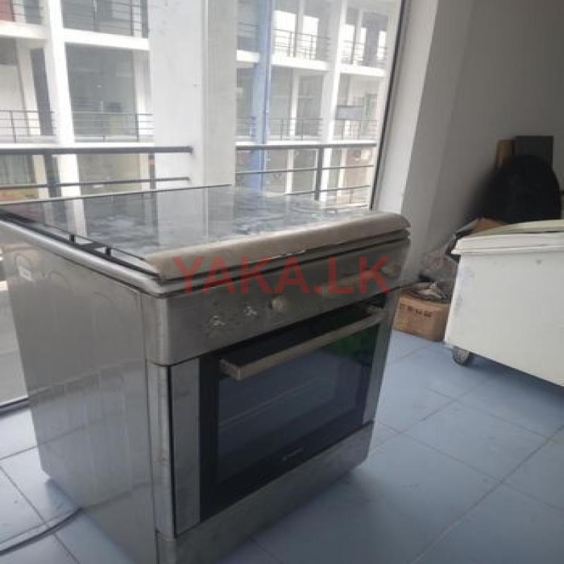 Gas Cooker with Oven