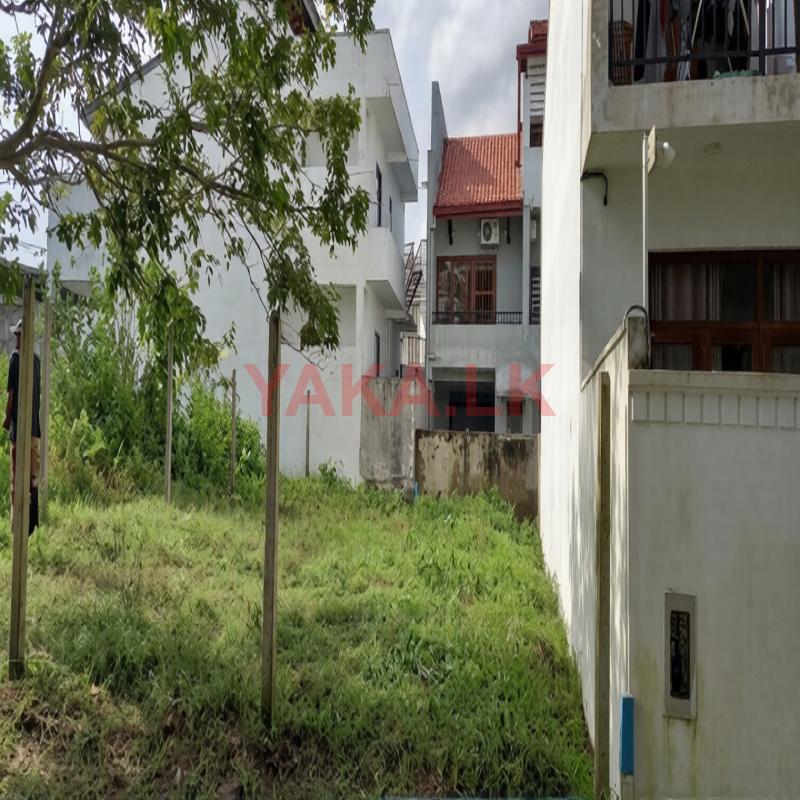 මලබේ – පර්චස් 6 හතරැස් සුළු ඉඩම විකිණීමට