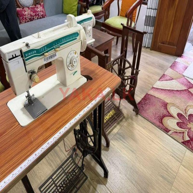 Singer Sewing Machine - Used