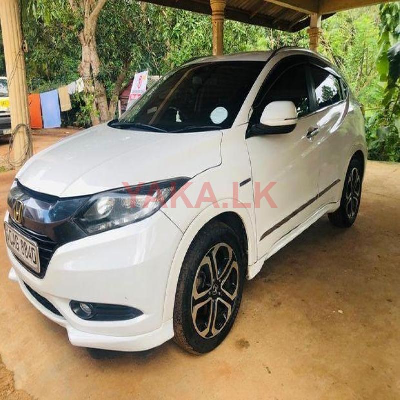 Honda Vezel 2015 for Rent