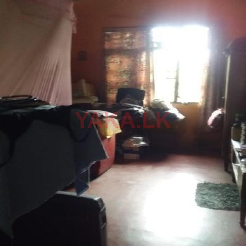 House for Sale in Boralesgamuwa (file No 3331 B)