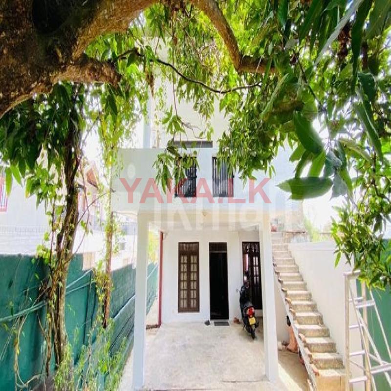 House for Sale in Boralesgamuwa